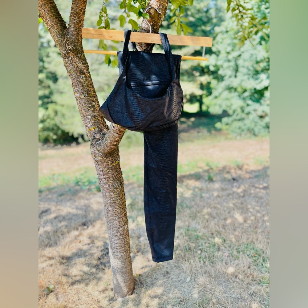 CRZ YOGA Matte Faux Leather - Top & Bottom set